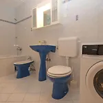 Appartement 979 *