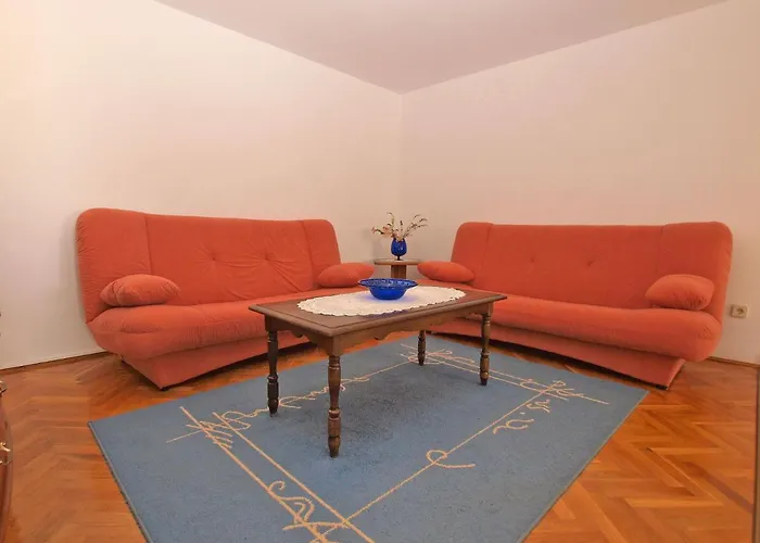 아파트 979 반졸레